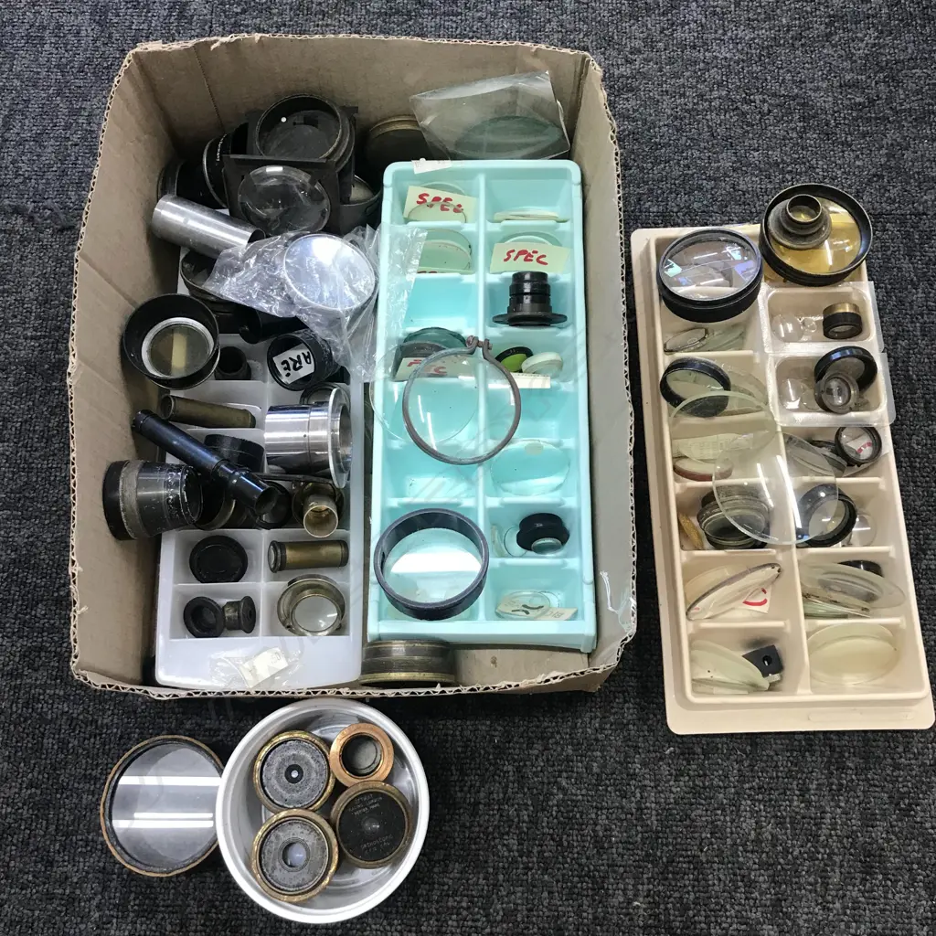 BOX OF MICROSCOPE AND OTHER LENSES Image 1++